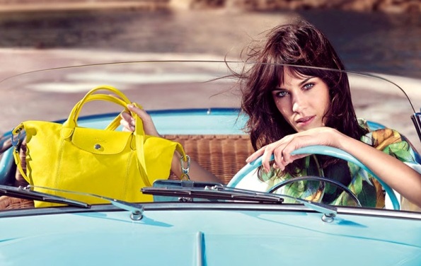 ALEXA-CHUNG-LONGCHAMP_fashionfiles