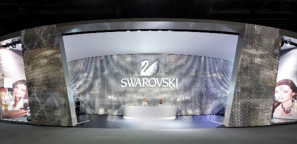 Swarovski_stand_basel14_fashionfiles